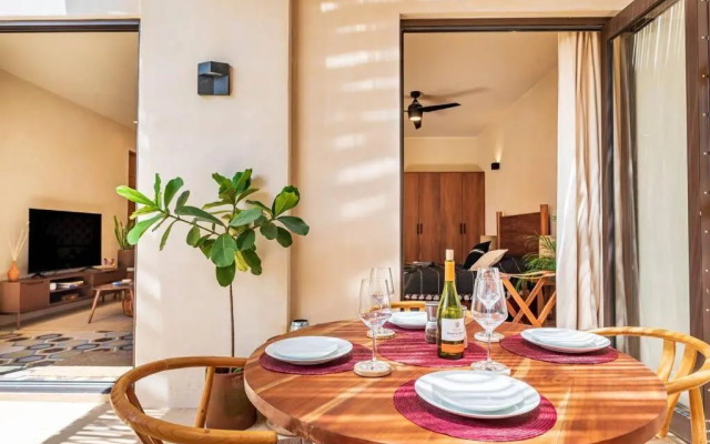 @villa.akbal- 2bd rooftop w/ open dinning room