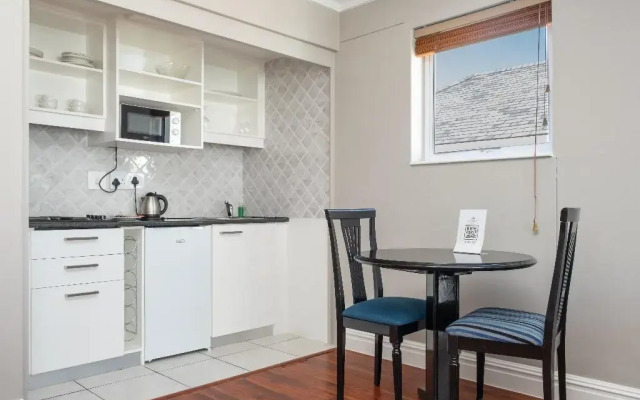 Bantry Bay Suite Hotel