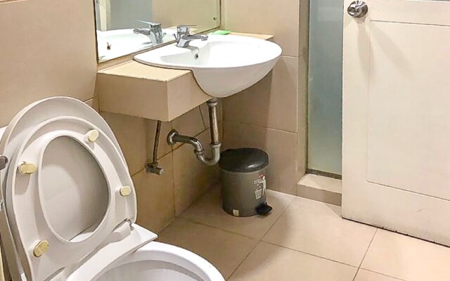 RedDoorz Syariah near Graha Pena