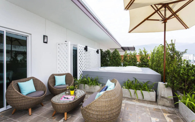Tolani Nimman Villa Chiang Mai
