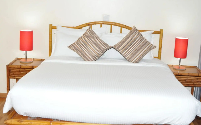 Peaks Hotel Limited