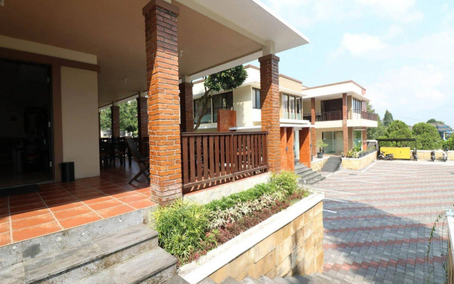 NIDA Rooms Tugu Railway Station