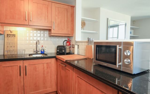 15 Combehaven