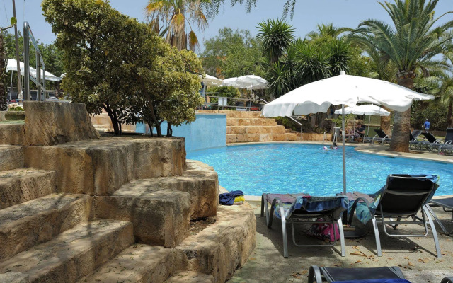 Club Simo Aparthotel