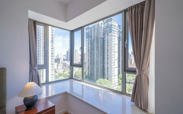 Tyms Elegant 2BR 1BA Apt Walk to Malls