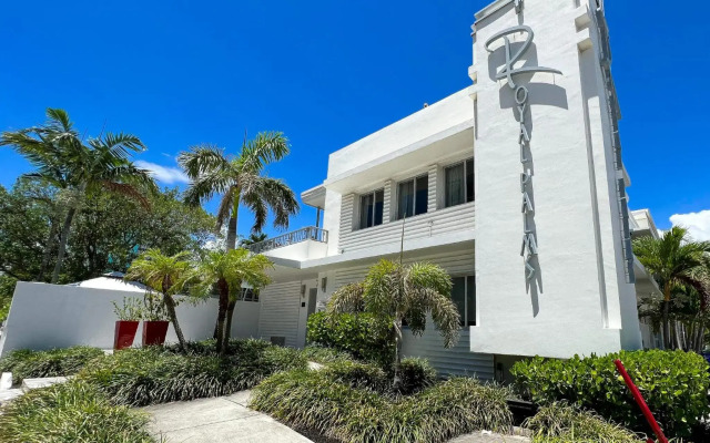 Royal Palms Resort & Spa
