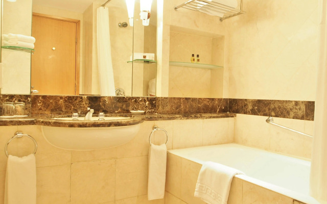 Harbour Plaza Resort City
