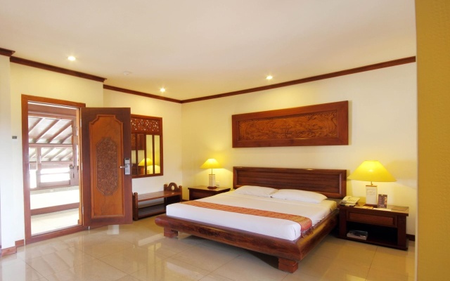 Grand Balisani Suites Hotel