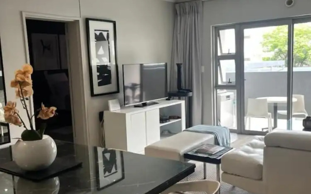 Luxury Apartment in Sandown
