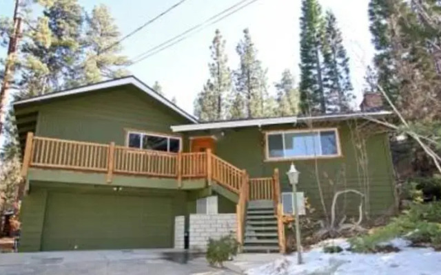 RedAwning Bear Nine Lodge #1309