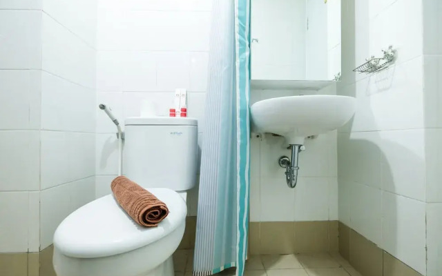 Modern And Comfy 3BR Bassura City Apartment