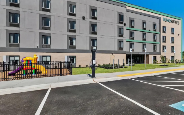 Echo Suites Sterling