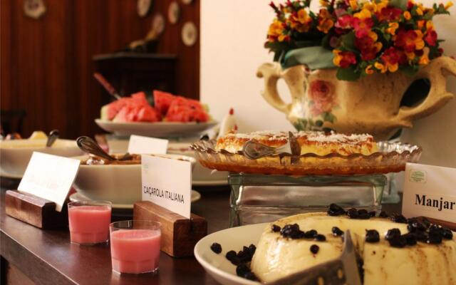 Avenida Charme Hotel