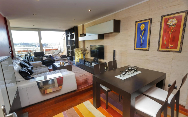 Piso sobre mar junto al Faro de Suances