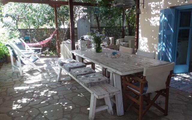 Beautiful summer house in Agia Efimia