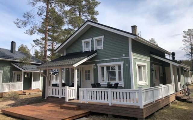 Metsätuuli 7