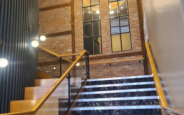 The Maiden City Hotel