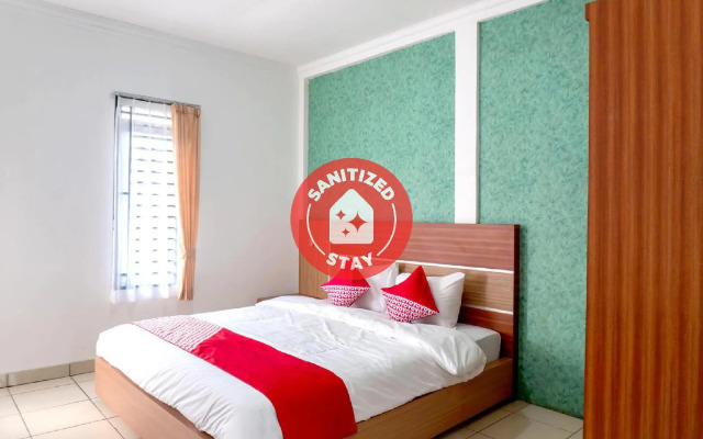 OYO 617 Sukaraja Residence Syariah