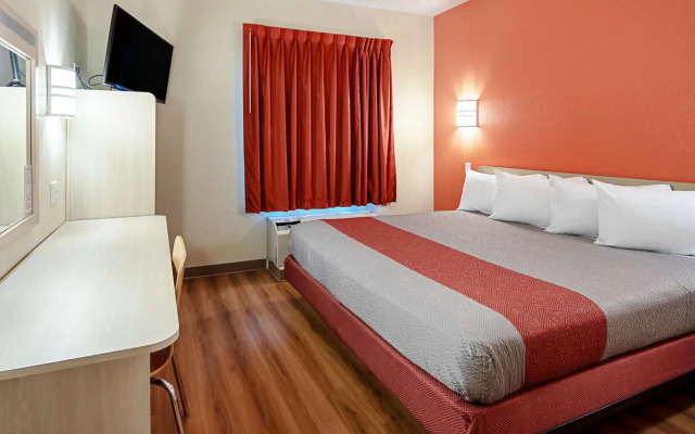 Motel 6 Anchorage, AK - Midtown