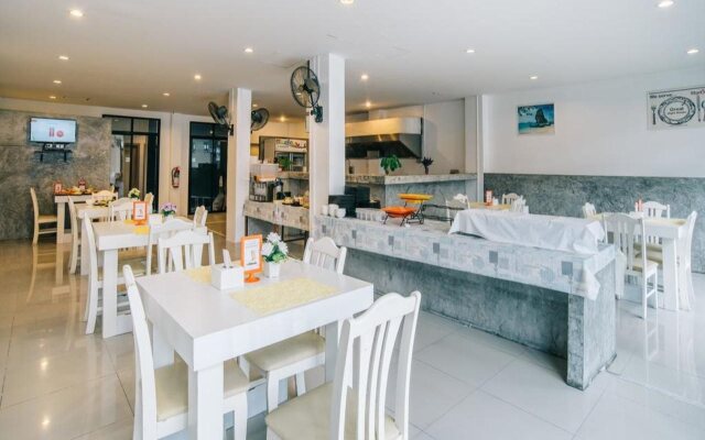 iCheck inn Chill Patong