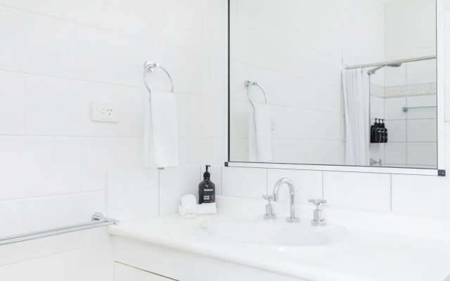 Palm View Holiday Apartments