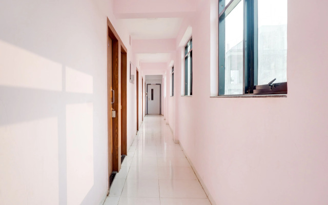 Super Collection O Chandan Nagar Kharadi formerly Kharadi INN