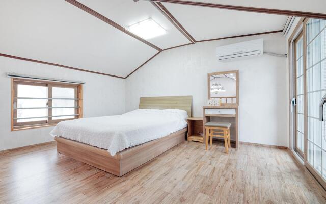 Jeju Kkumkkuneun Jeju Pension