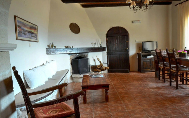 Anna-Malai Traditional Cretan Villa