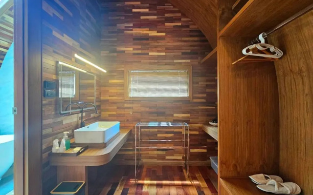 Pang fan Rock & River Resort