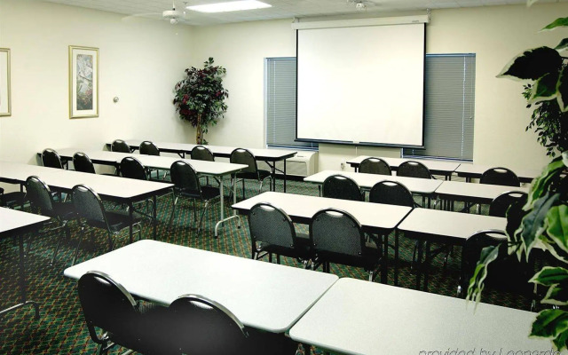 Quality Suites Fort Myers - I-75