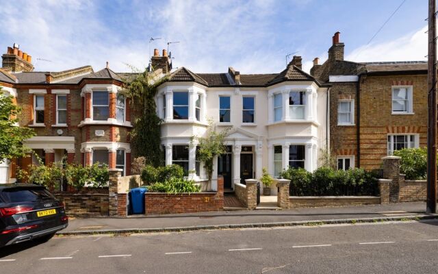 The Camberwell Secret - Alluring 3bdr House With Garden