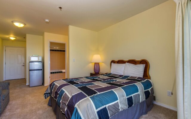 The Sandstone Point Inn