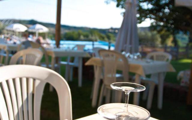Tenuta La Lupa Country Hotel