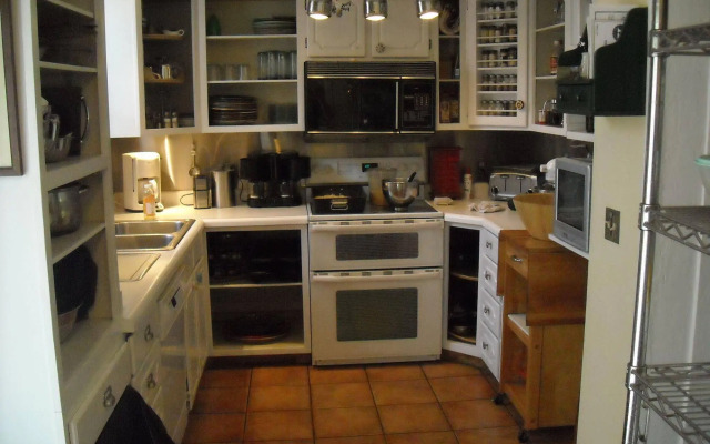 Cali Cochitta Vacation Rentals