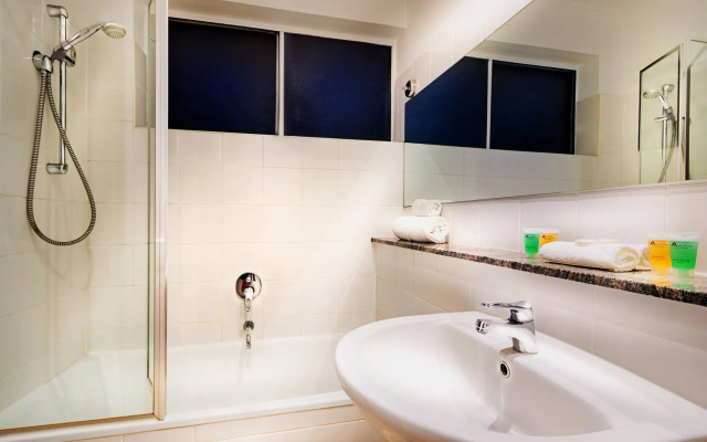 Crest on Barkly Serviced Apartments