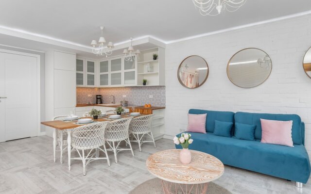 Apartment Near the River by Renters