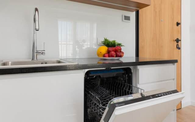 Warsaw Bonifraterska by Renters