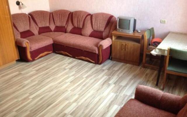 Guest House On Khersonskaya 61