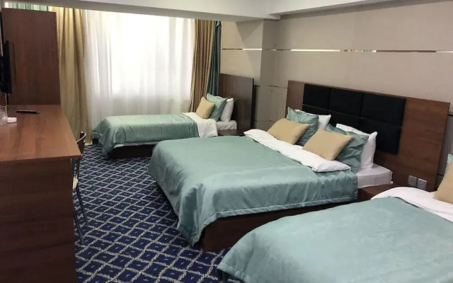 28 Plaza Hotel