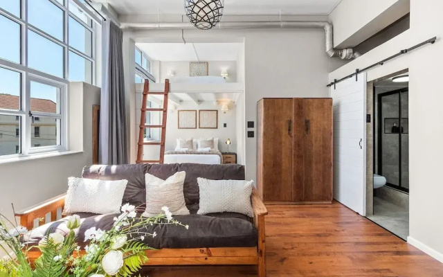 Gardens Loft Studio