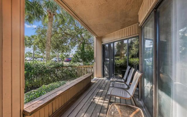 St. Augustine's Oceanfront Oasis: Hibiscus F102