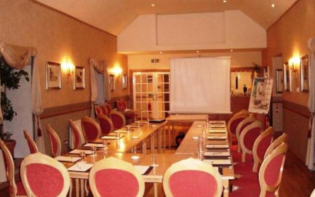 Harviestoun Country Hotel