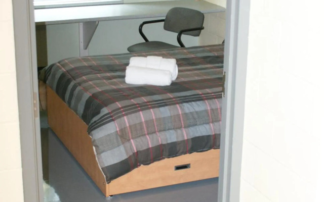 Residence & Conference Centre - Sudbury West