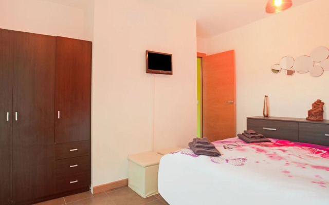 Restful Apartment With Garden, Private Terrace,swimming Pool