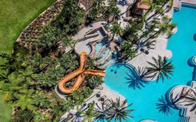 7495 OL - Solterra Resort