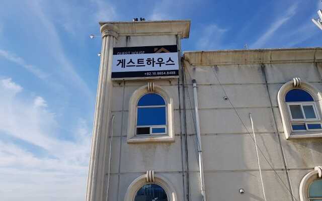 Daegu Foreigner only Guest House Gyeong`s Hostel