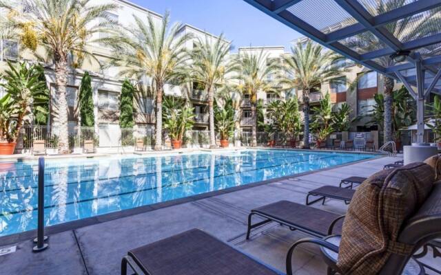 Global Luxury Suites at Main Street