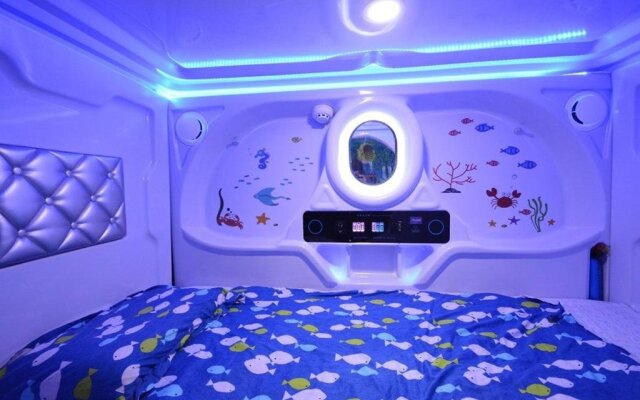 Beihai Youth International Capsule Hostel