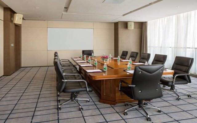 Crowne Plaza Xiangxi