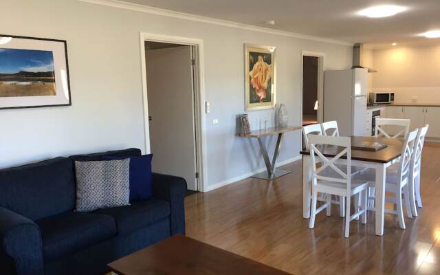 Starline Alpacas Farmstay Resort